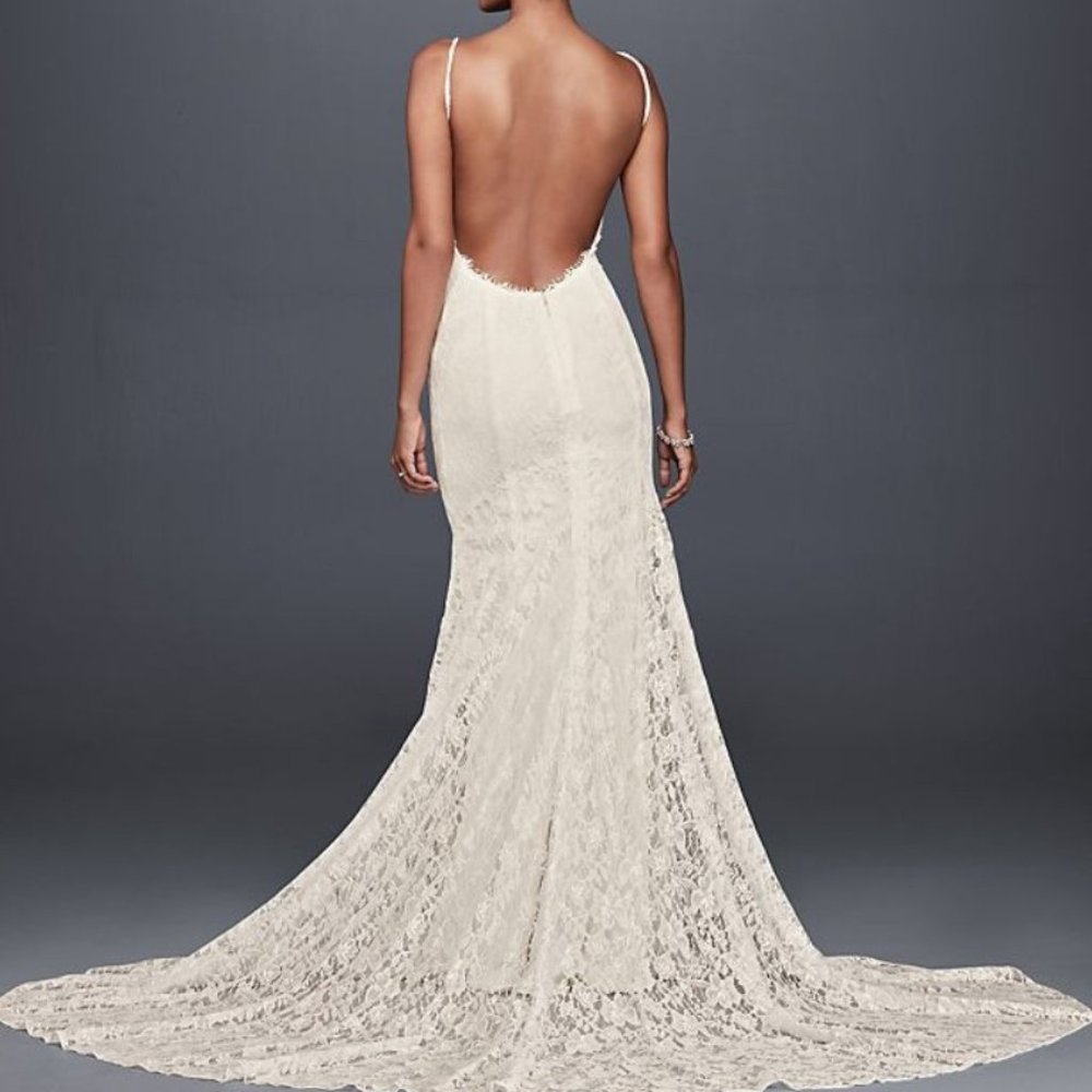 David's Bridal Low Back Lace Wedding Dress Size 2 Galina